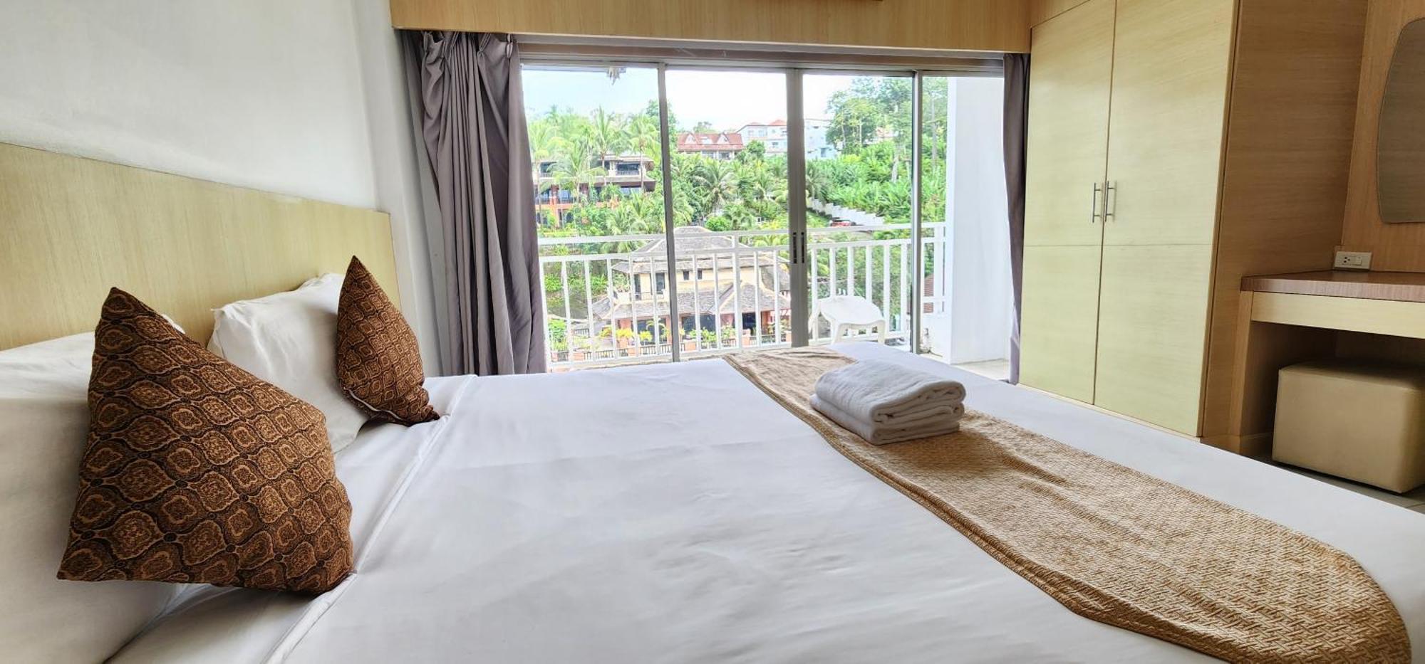 Eden Park Hotel Patong Ngoại thất bức ảnh