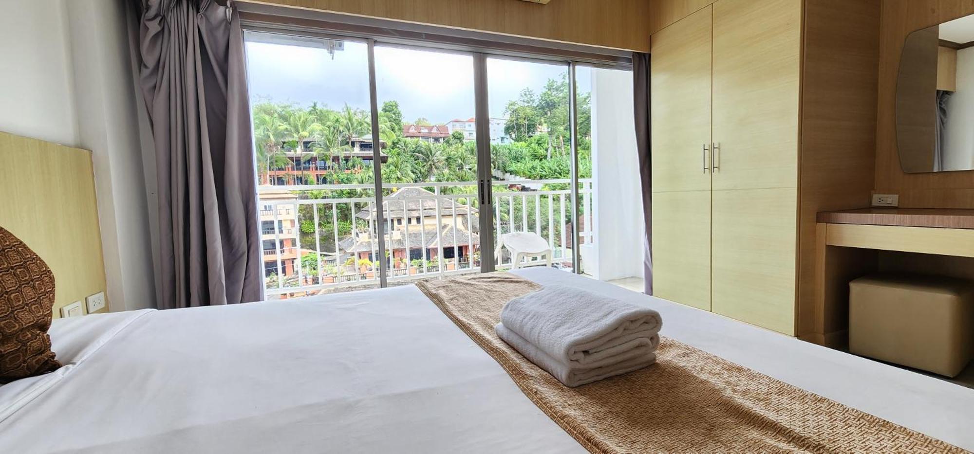 Eden Park Hotel Patong Ngoại thất bức ảnh
