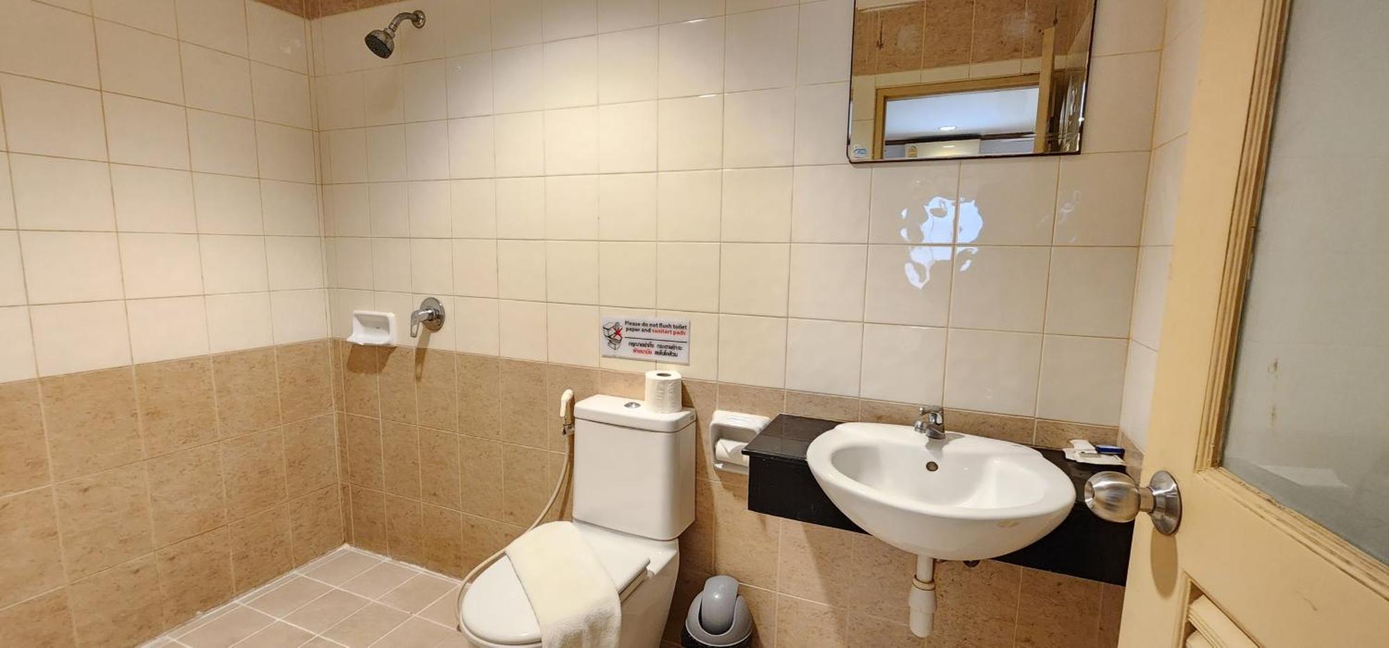 Eden Park Hotel Patong Ngoại thất bức ảnh