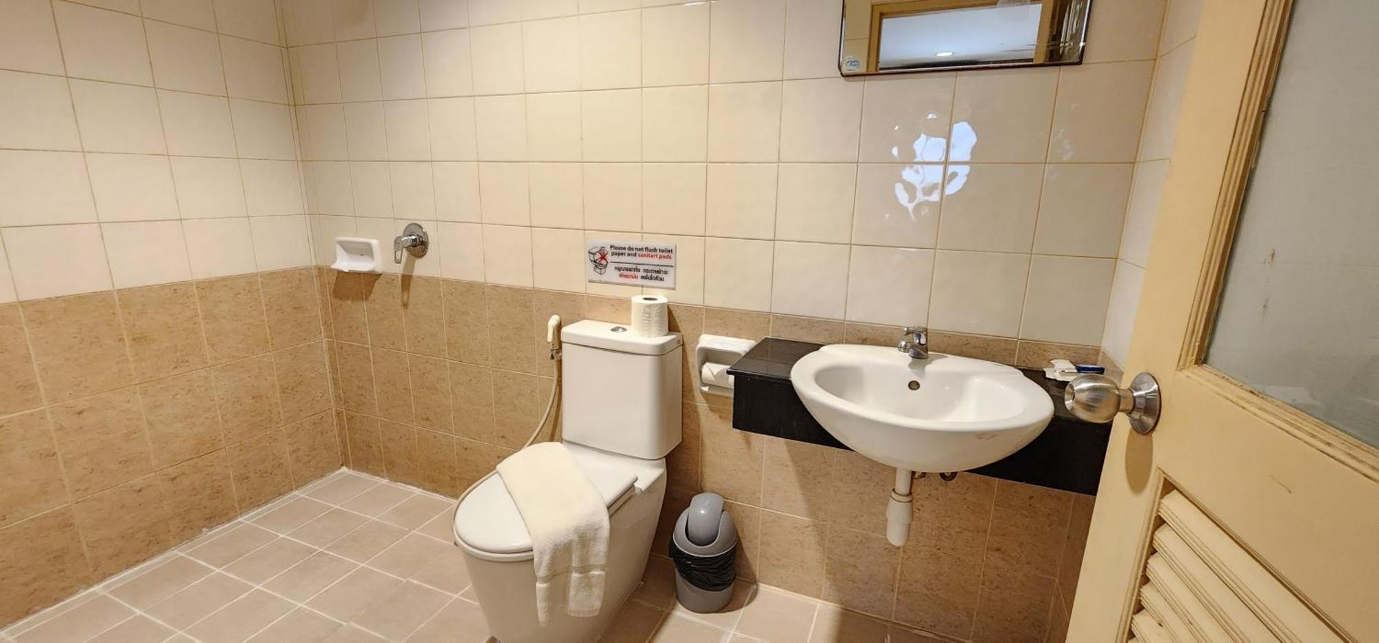 Eden Park Hotel Patong Ngoại thất bức ảnh