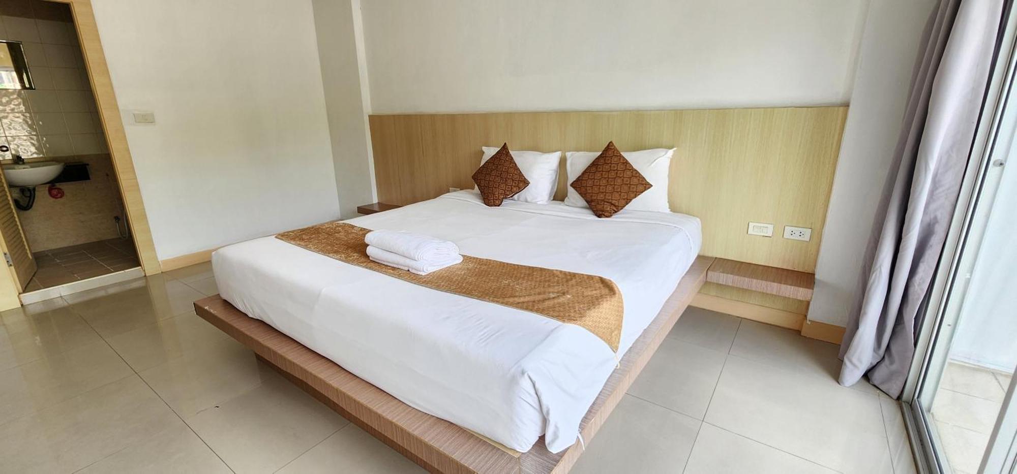 Eden Park Hotel Patong Ngoại thất bức ảnh