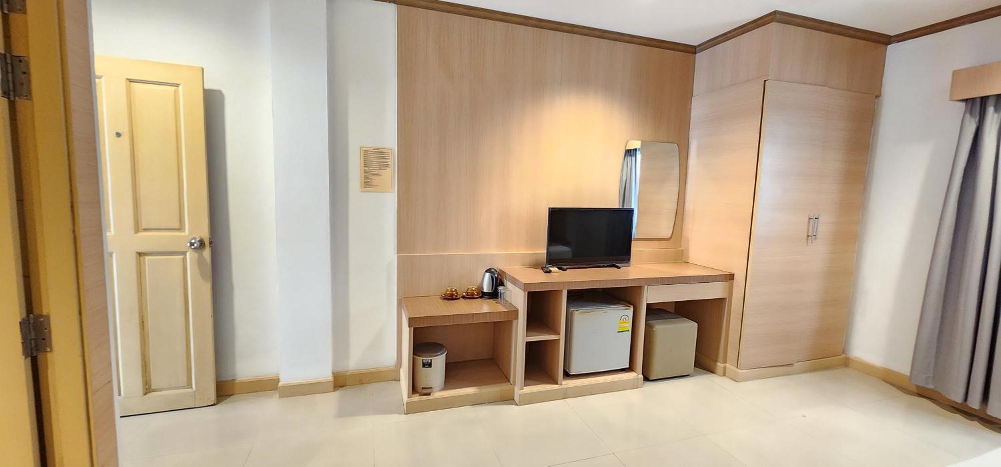 Eden Park Hotel Patong Ngoại thất bức ảnh
