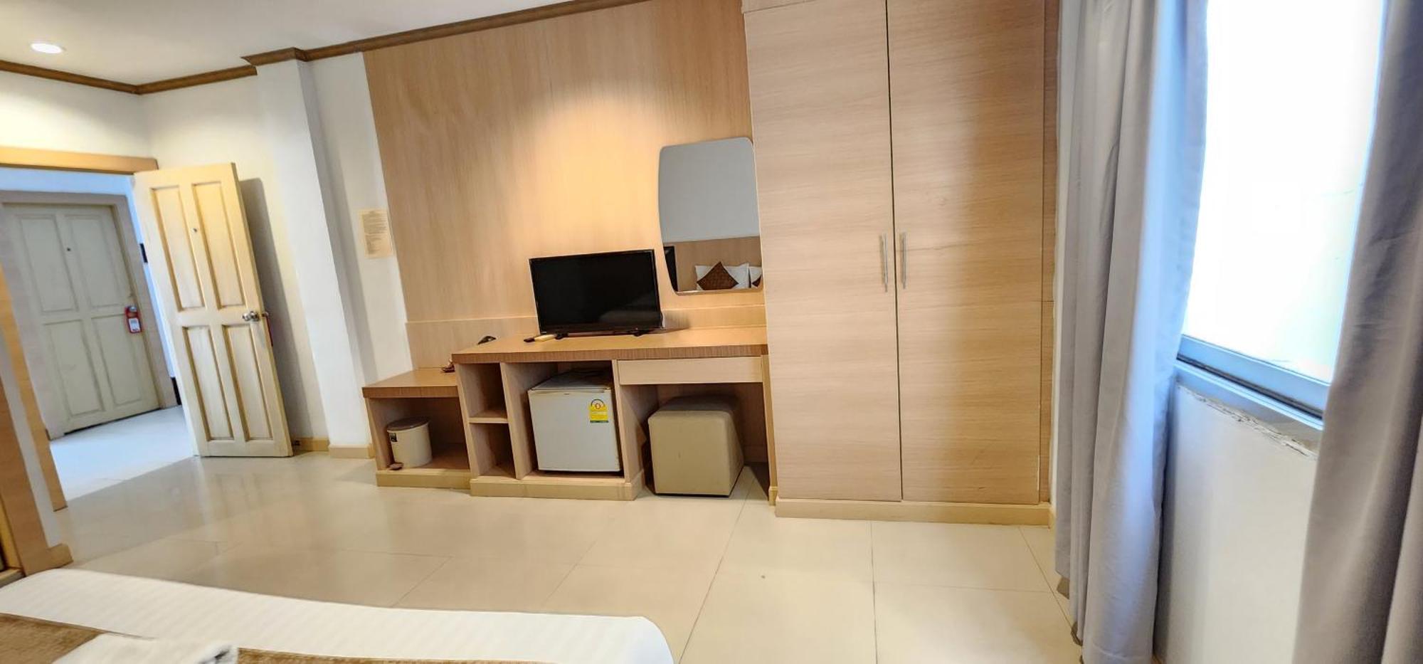Eden Park Hotel Patong Ngoại thất bức ảnh